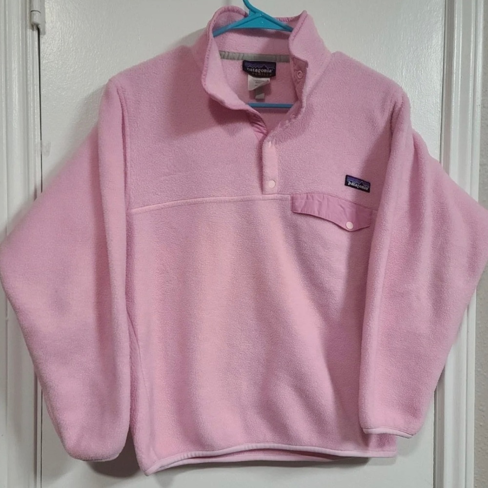 ISO size XS or Small Patagonia Pink Synchilla